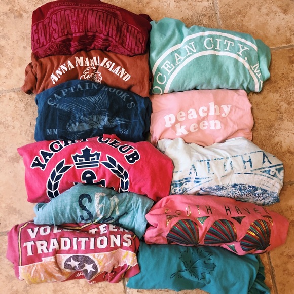 Beachy T-Shirt Mystery Box!! - Picture 3 of 15